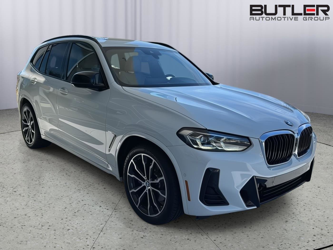 Used 2023 BMW X3 M40i w/ Parking Assistance Package image 5