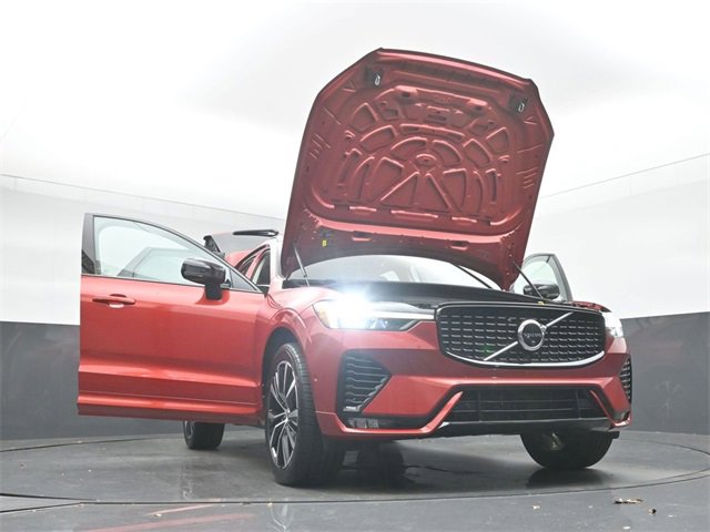 Used 2023 Volvo XC60 B5 Plus w/ Protection Package Premier image 54