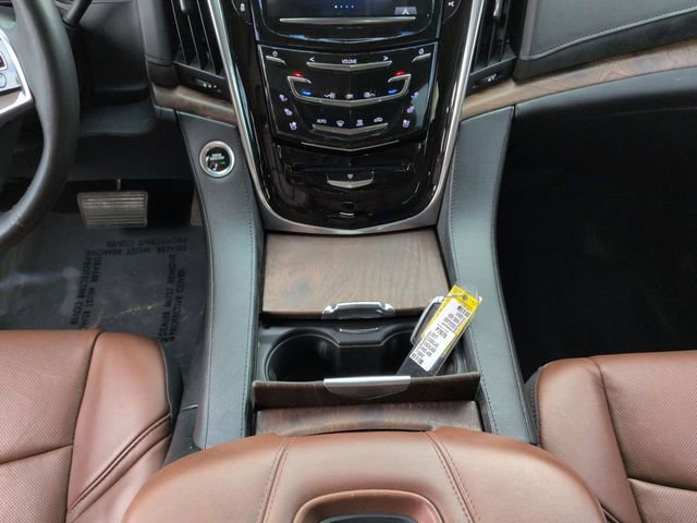 Used 2017 Cadillac Escalade Premium Luxury image 18