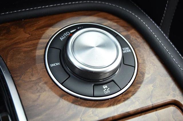 Certified 2024 Nissan Armada SL w/ Captain's Chairs Package image 21