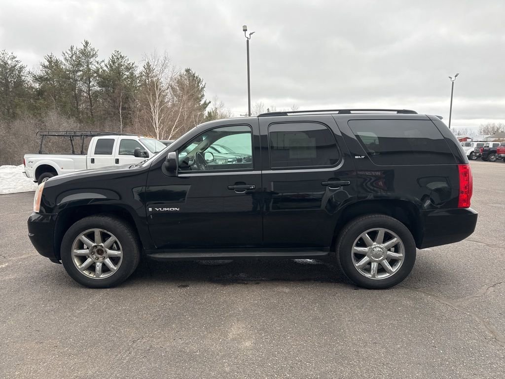 Used 2008 GMC Yukon SLT w/ SLT Preferred Equipment Group image 7
