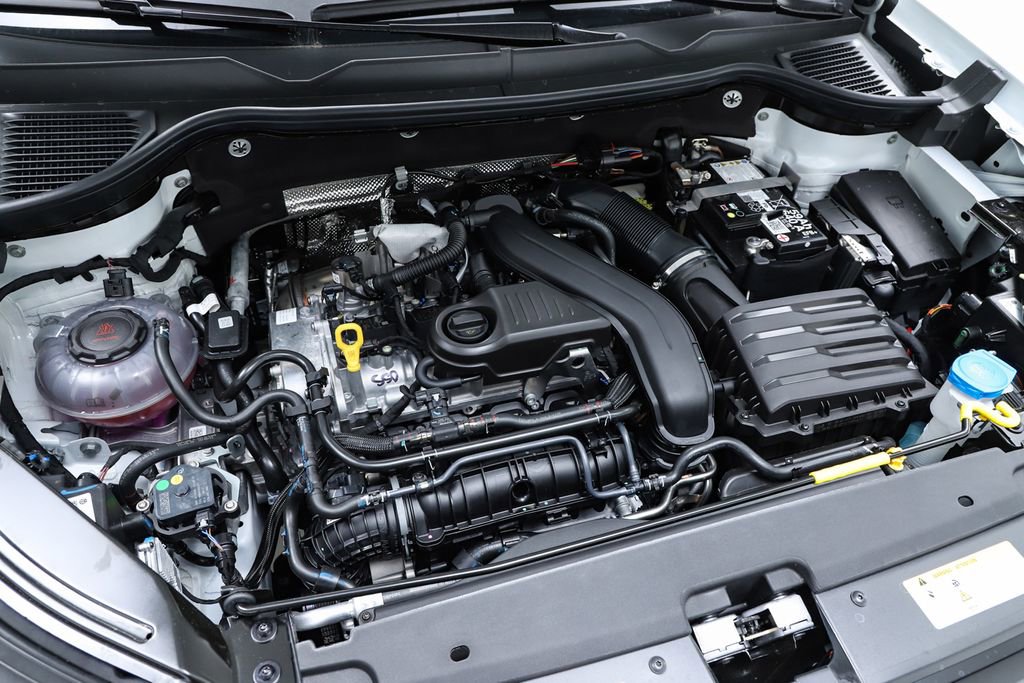 New 2026 Volkswagen Taos S image 28