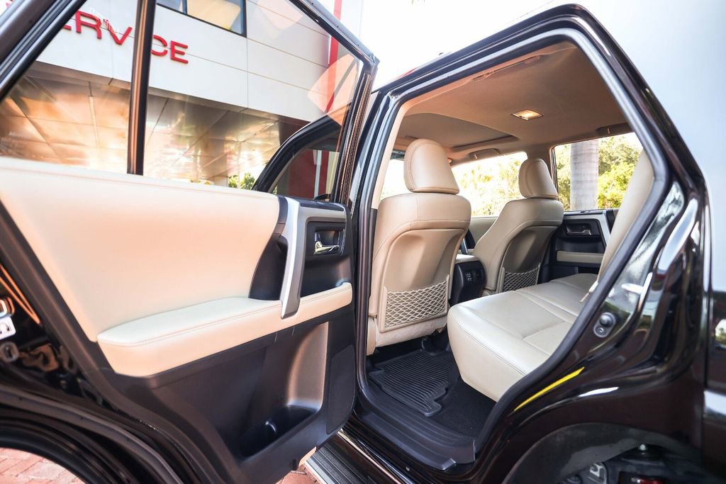 Used 2018 Toyota 4Runner Limited AWD/4WD image 42