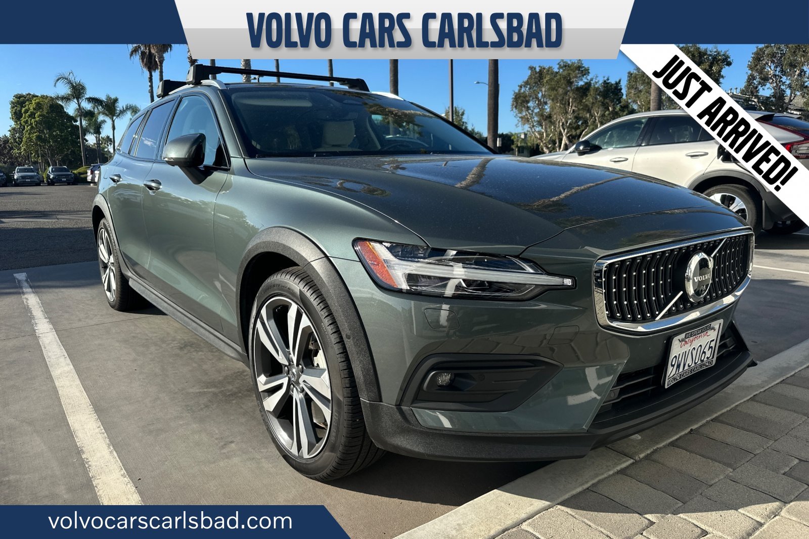 Used 2026 Volvo V60 B5 Cross Country Plus w/ Climate Package AWD/4WD image 1
