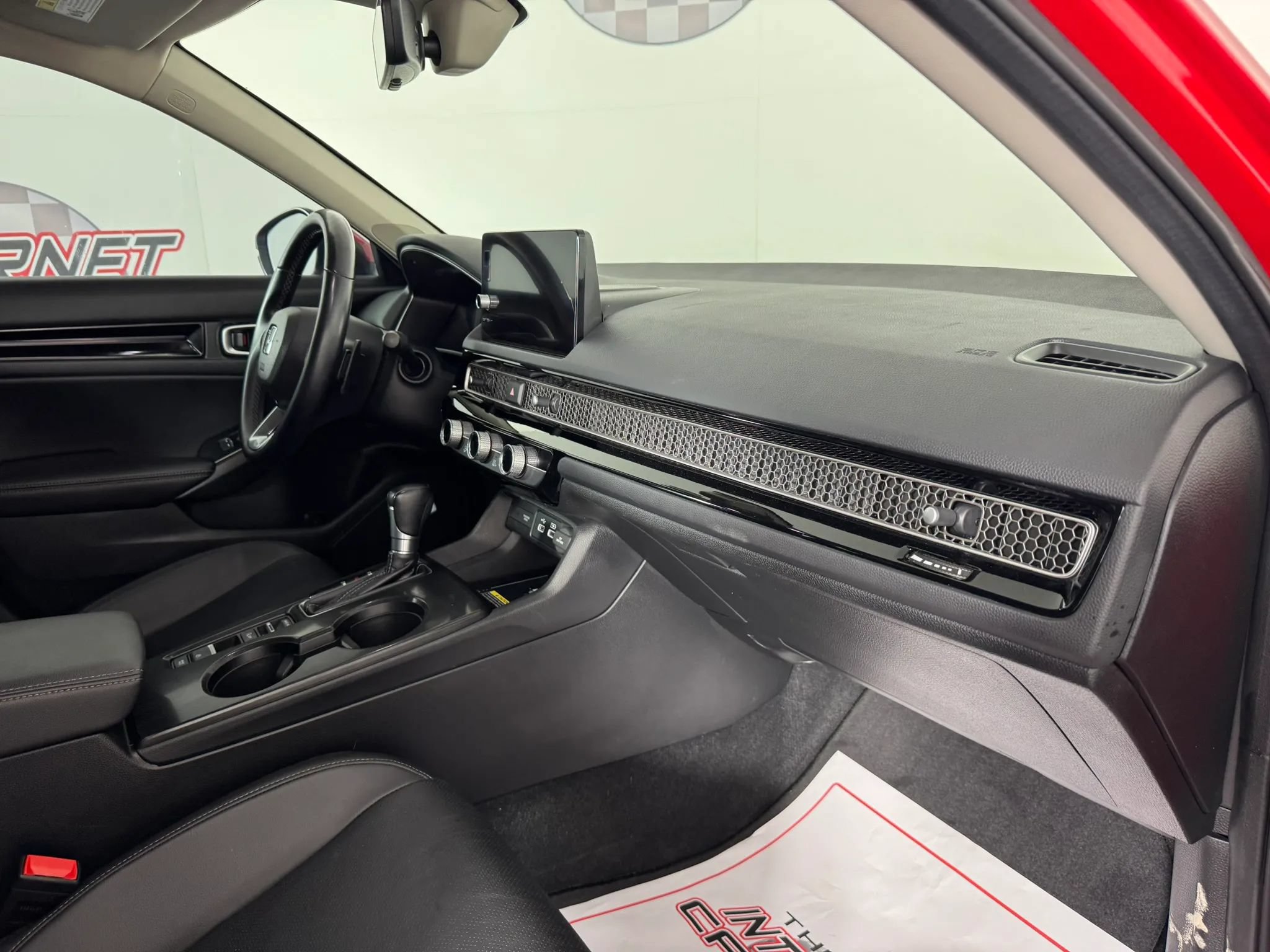 Used 2022 Honda Civic Touring image 12