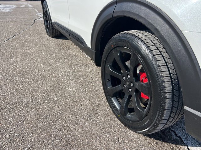 Certified 2020 Ford Explorer ST w/ ST Street Pack image 29