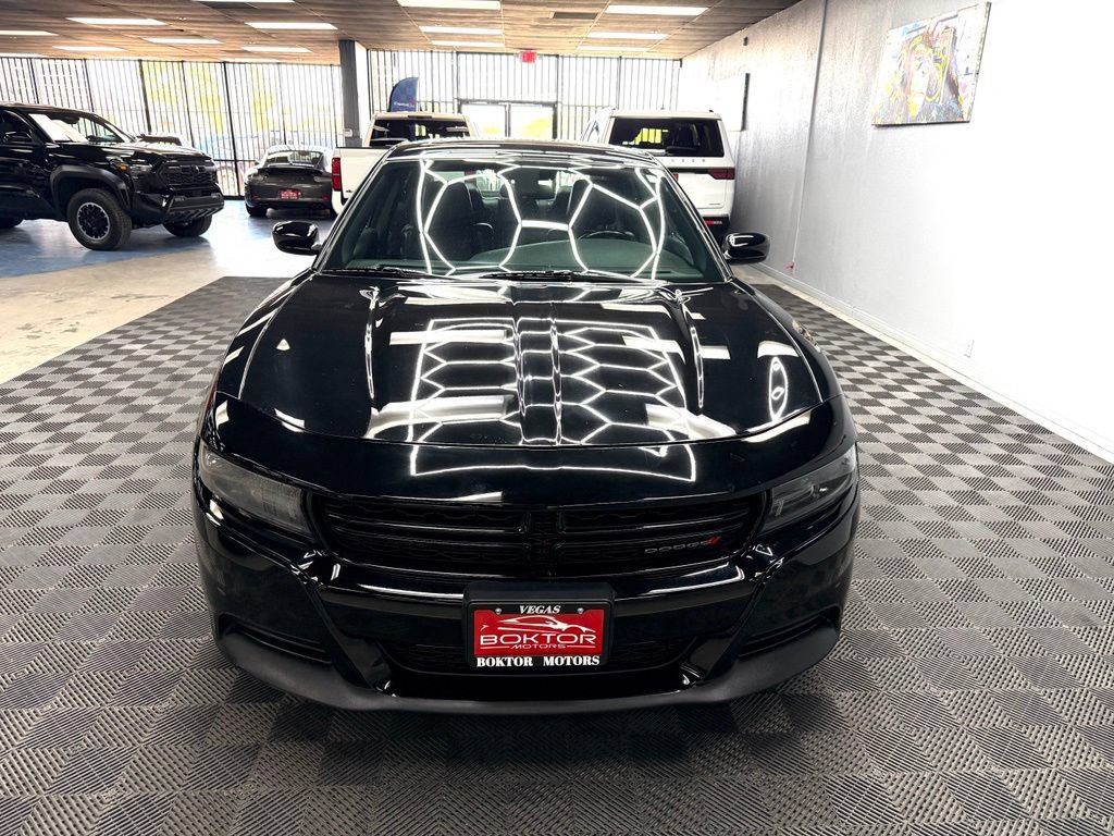Used 2020 Dodge Charger SXT w/ Leather Interior Group RWD image 6