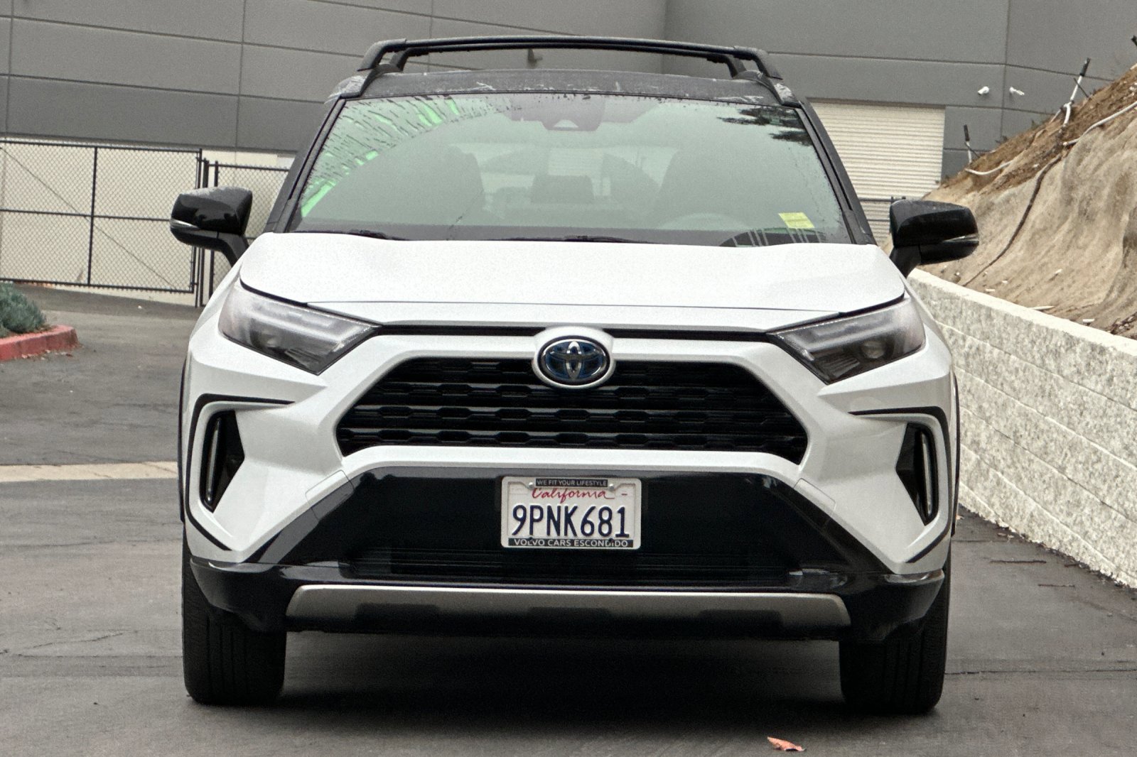 Used 2024 Toyota RAV4 XSE image 9