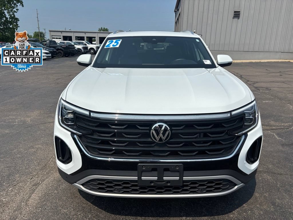 Used 2025 Volkswagen Atlas Cross Sport SE AWD/4WD image 8