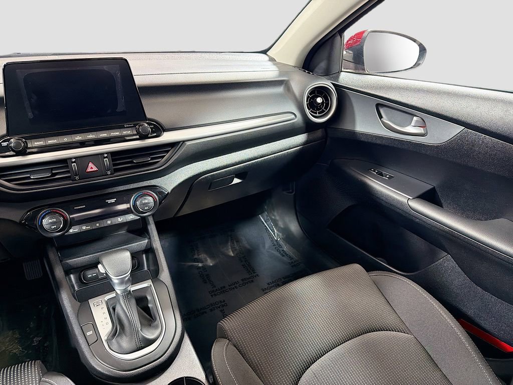 Used 2019 Kia Forte LXS FWD image 23