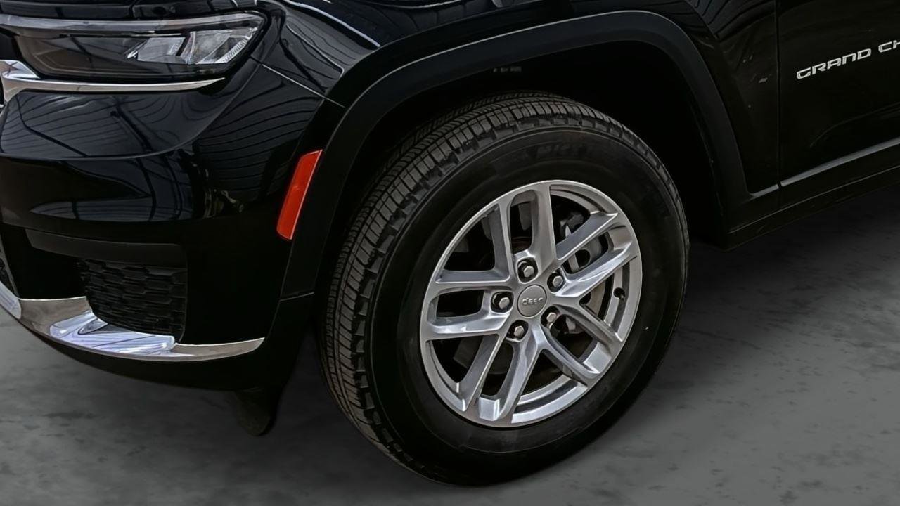 Used 2024 Jeep Grand Cherokee L Laredo image 7