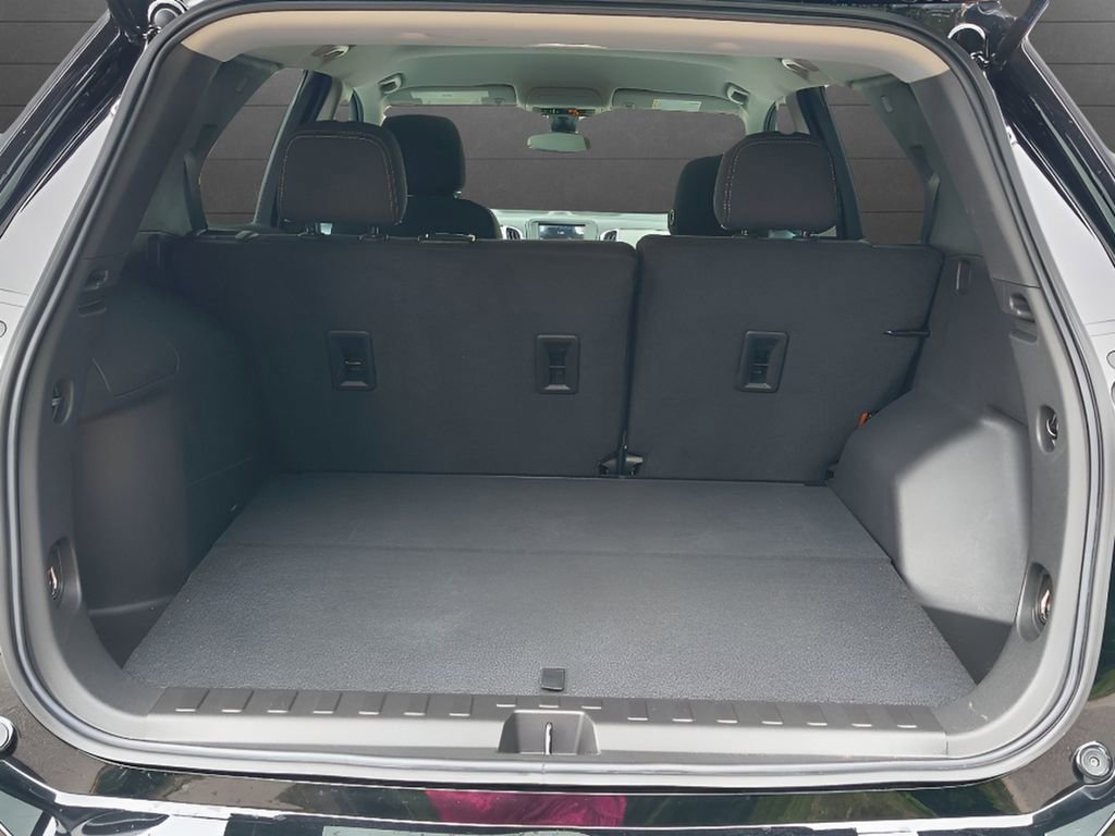 Used 2024 Chevrolet Equinox LS w/ LS Convenience Package image 27