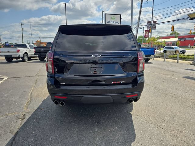 Certified 2023 Chevrolet Suburban RST w/ Sport Performance Package AWD/4WD image 7