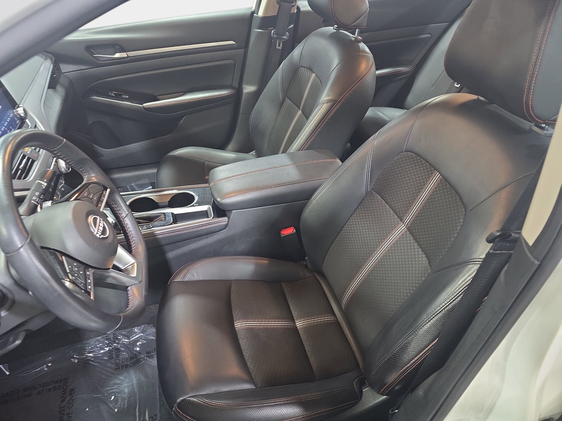 Used 2024 Nissan Altima 2.5 SR image 14