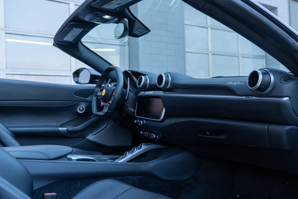 Used 2019 Ferrari Portofino image 49