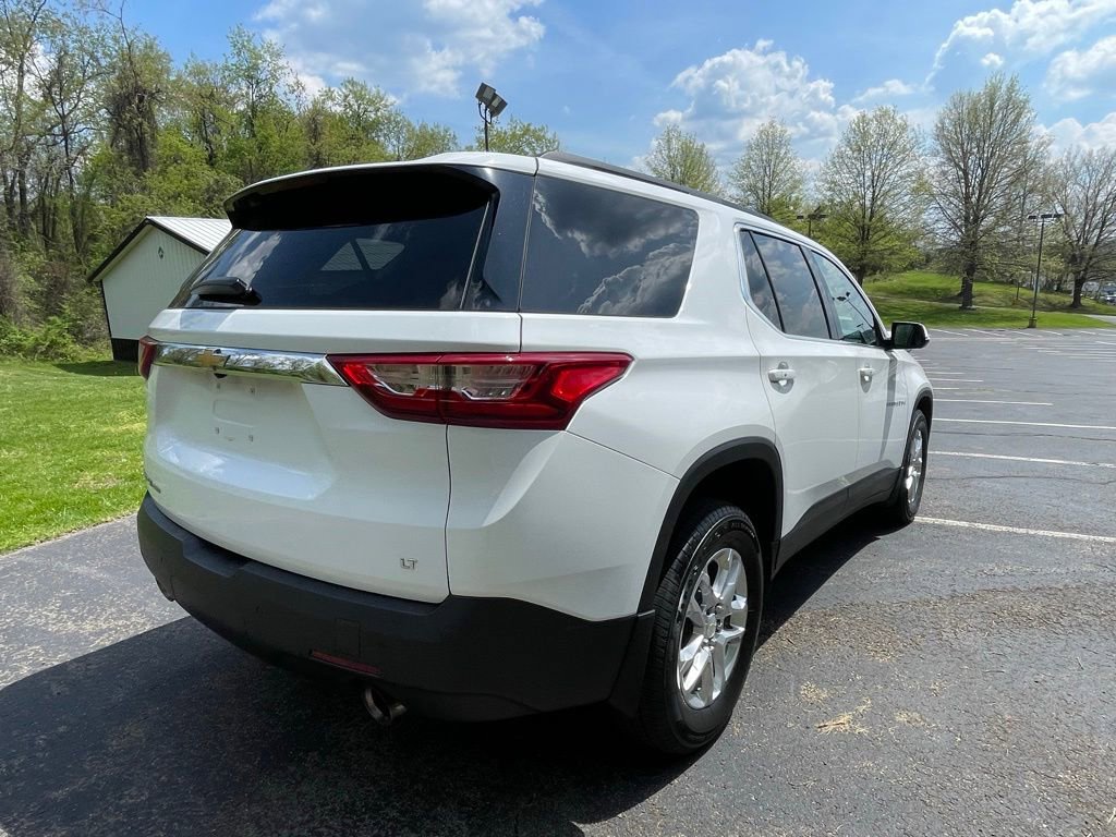 Used 2019 Chevrolet Traverse LT w/ LPO, Floor Liner Package AWD/4WD image 3