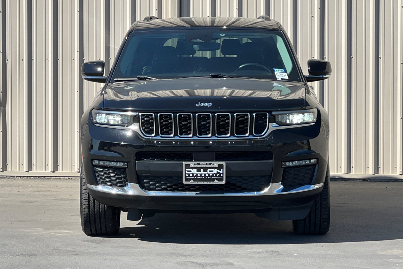 Used 2022 Jeep Grand Cherokee L Limited AWD/4WD image 12