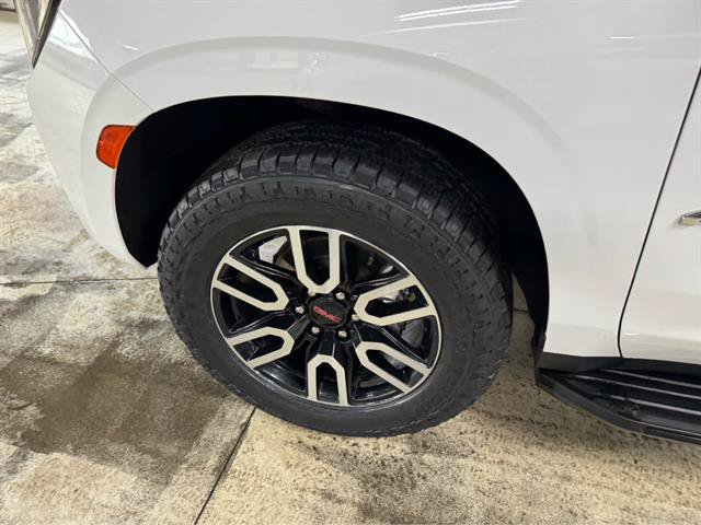 Certified 2022 GMC Yukon AT4 AWD/4WD image 10