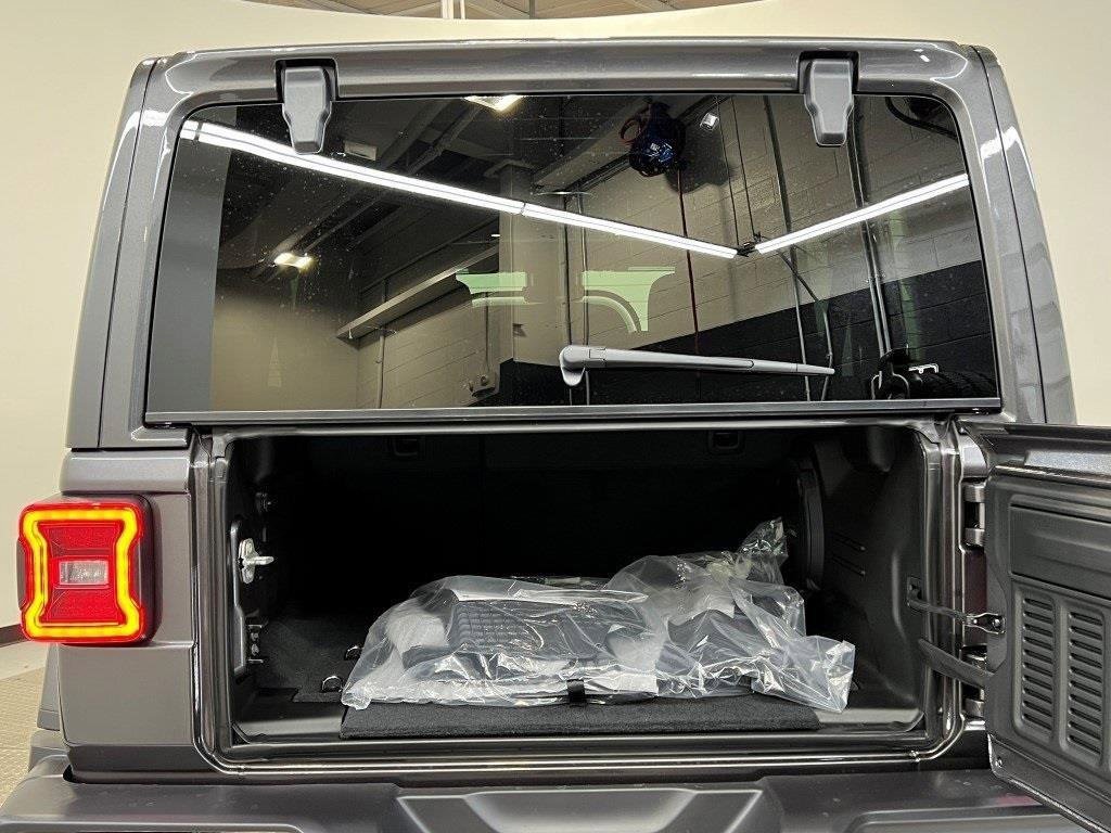 New 2025 Jeep Wrangler Sahara image 5