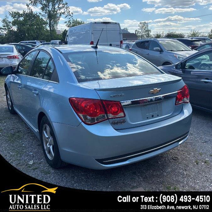 Used 2012 Chevrolet Cruze LT w/ All-Star Edition FWD image 4