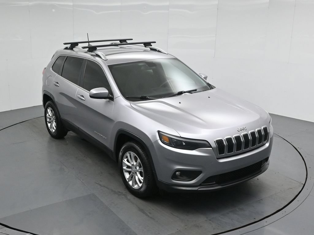 Used 2019 Jeep Cherokee Latitude AWD/4WD image 34