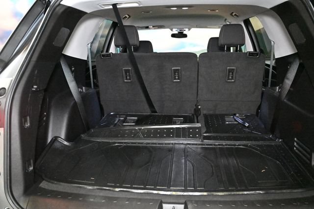 Used 2021 Chevrolet Traverse LS FWD image 53
