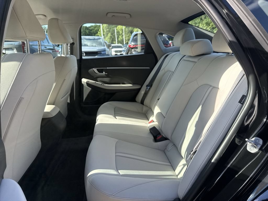 Used 2025 Hyundai Sonata SEL AWD/4WD image 24