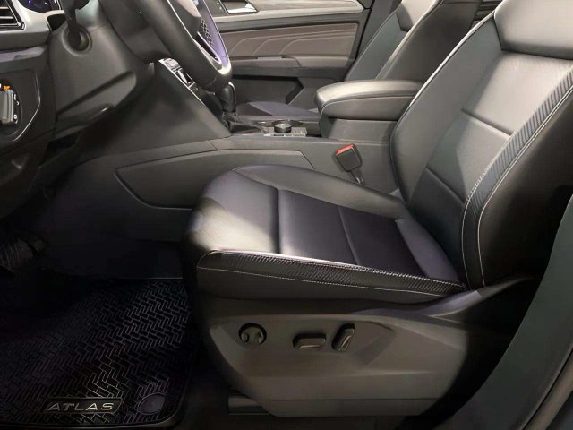 Used 2023 Volkswagen Atlas Cross Sport SE AWD/4WD image 64