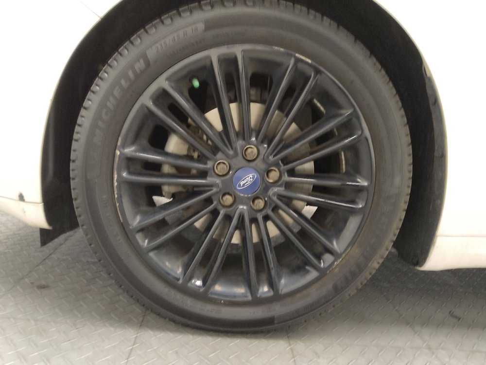 Used 2016 Ford Fusion SE w/ Equipment Group 202A FWD image 31