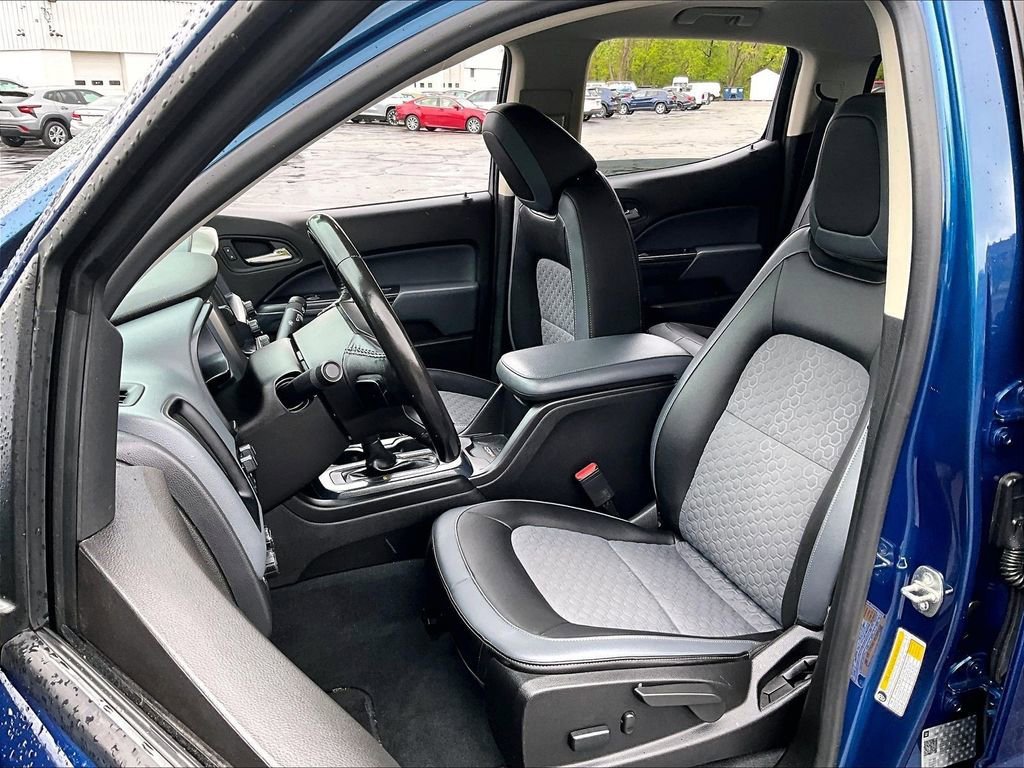 Used 2019 Chevrolet Colorado Z71 AWD/4WD image 10