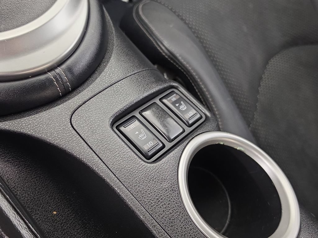 Used 2011 Nissan 370Z Touring RWD image 25