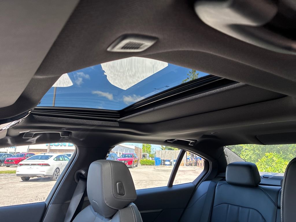 New 2027 BMW 530i xDrive AWD/4WD image 17