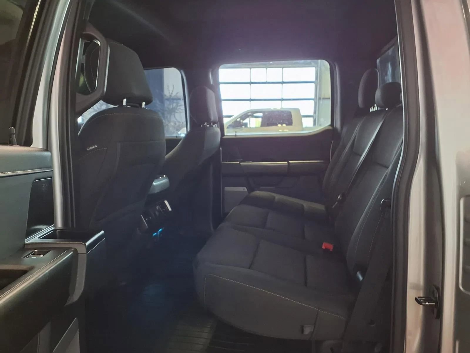 Used 2021 Ford F150 XLT w/ Equipment Group 302A High RWD image 13