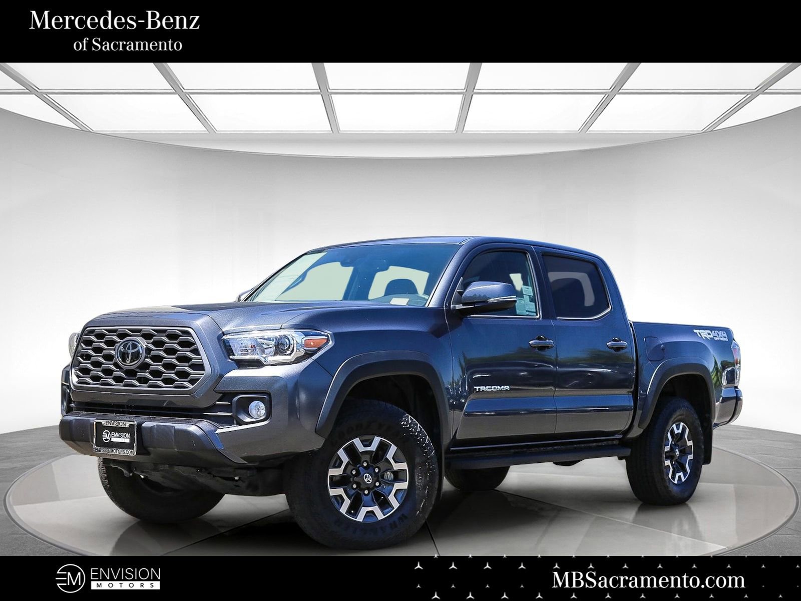 Used 2023 Toyota Tacoma TRD Off-Road w/ Technology Package AWD/4WD image 1