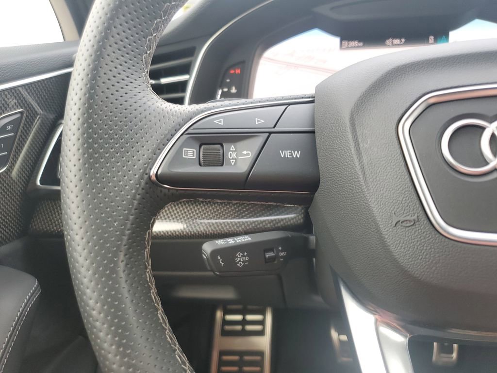 Used 2023 Audi SQ7 Prestige image 18