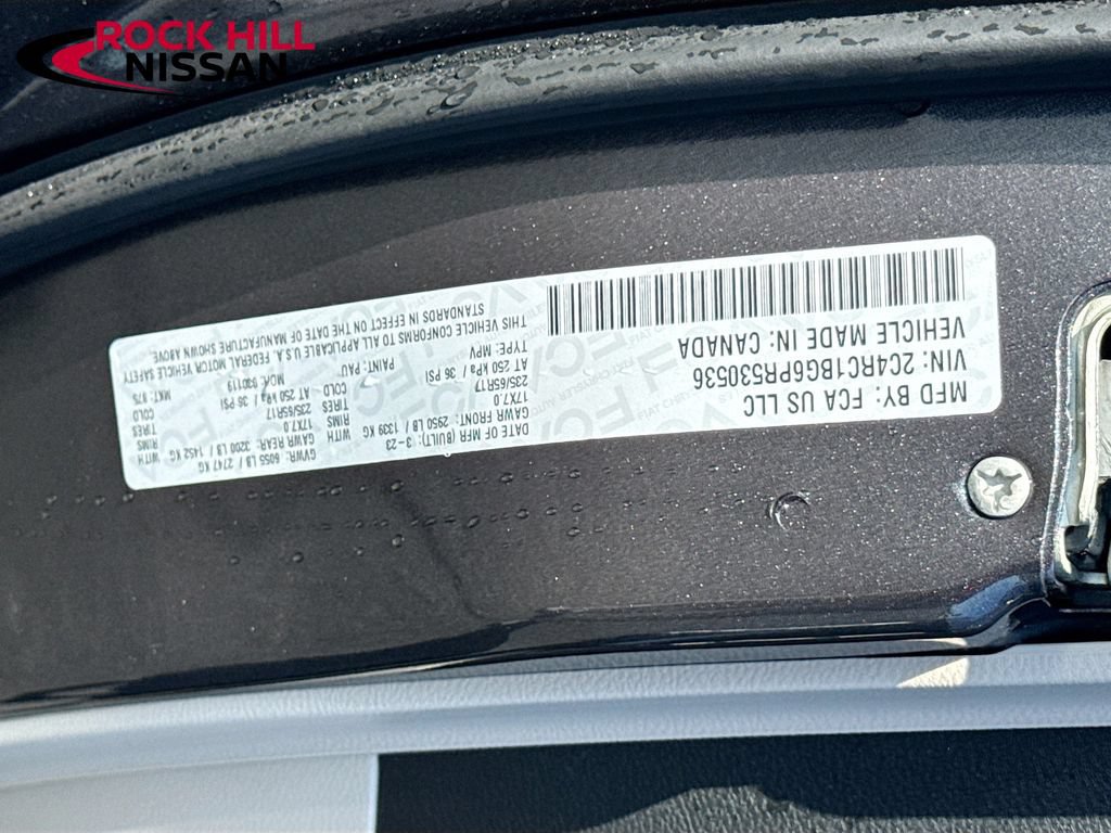 Used 2023 Chrysler Pacifica Touring-L FWD image 35