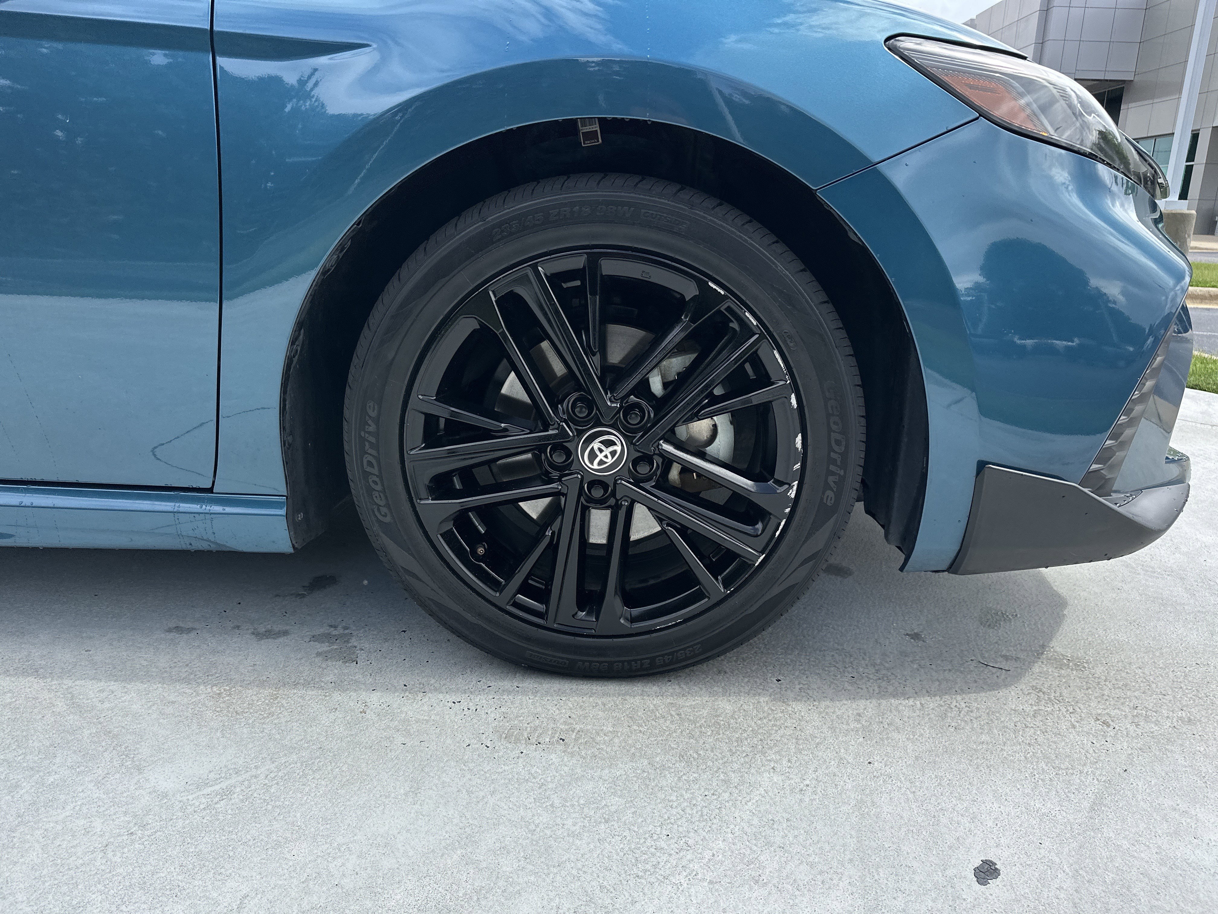 Certified 2025 Toyota Camry SE FWD image 13