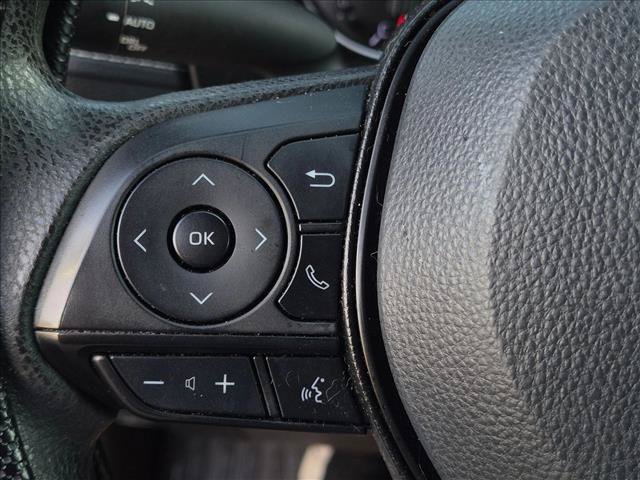 Used 2022 Toyota RAV4 XLE w/ Convenience Package FWD image 12
