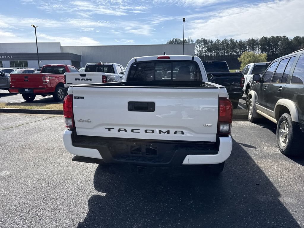 Used 2022 Toyota Tacoma SR image 18