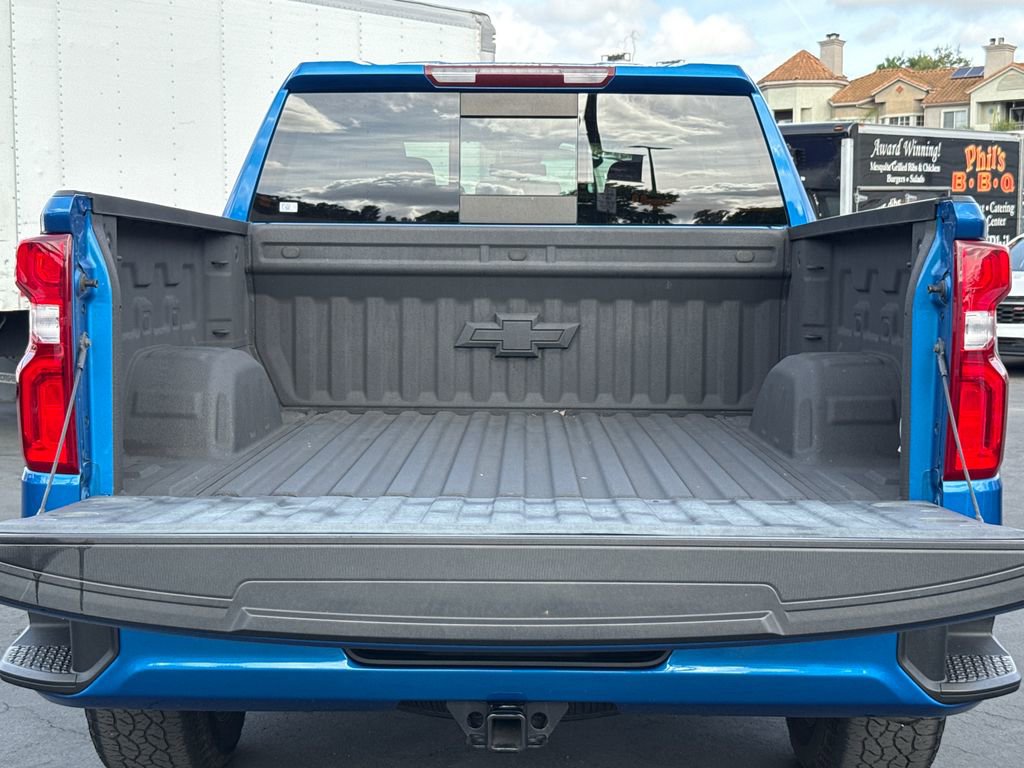 Used 2022 Chevrolet Silverado 1500 RST w/ Convenience Package II AWD/4WD image 12