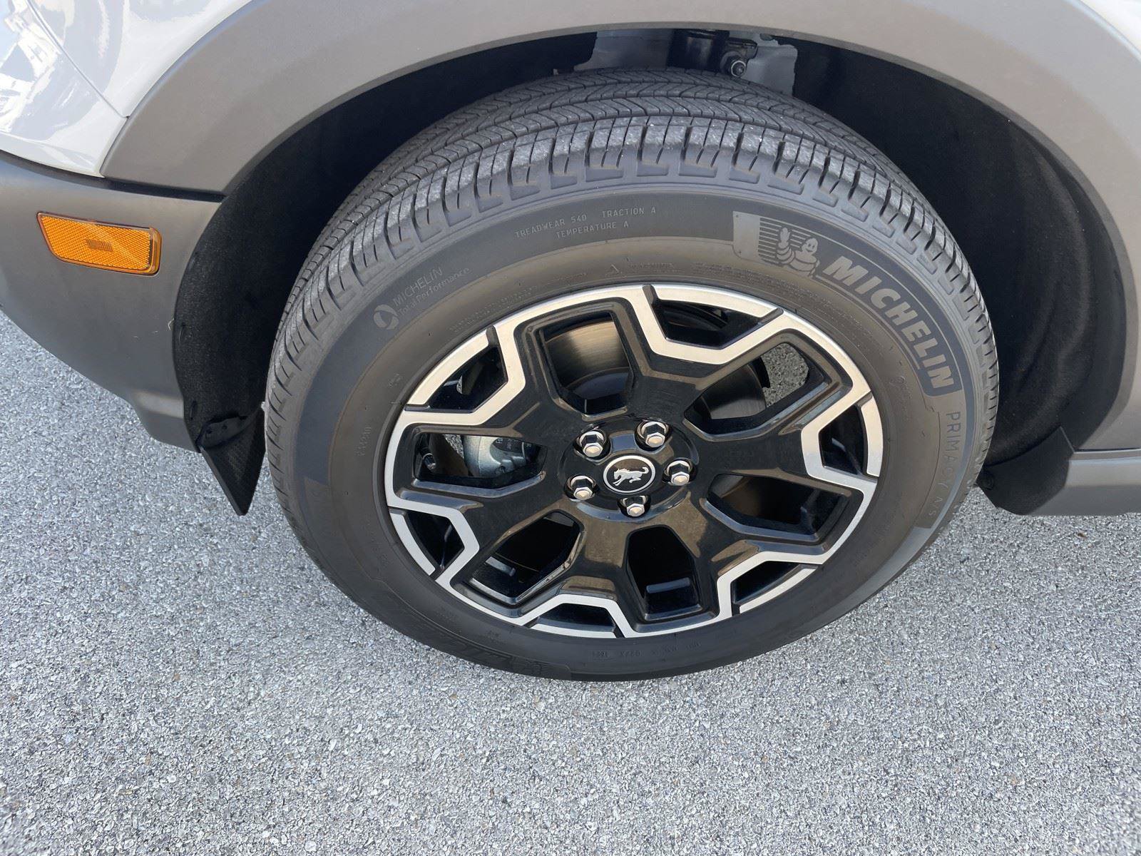 Used 2025 Ford Bronco Sport Outer Banks w/ Outer Banks Tech Package+ AWD/4WD image 34