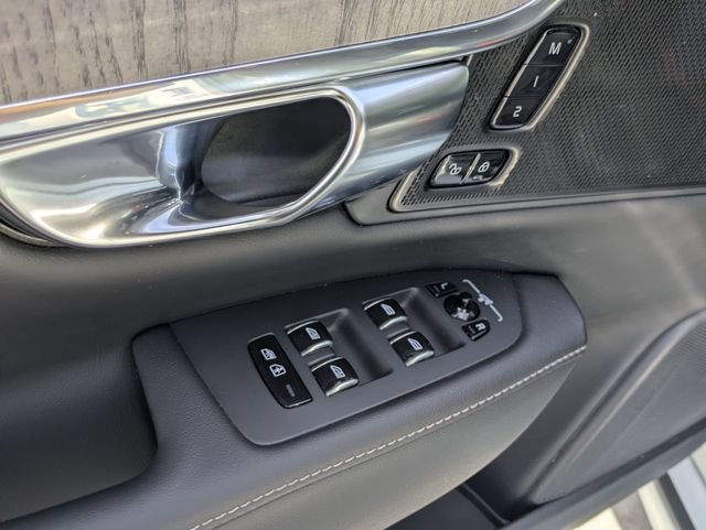 Certified 2023 Volvo S90 B6 Ultimate w/ Protection Package Premier AWD/4WD image 12