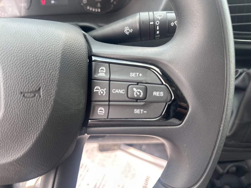 New 2025 RAM ProMaster 2500 w/ Convenience Group FWD image 8