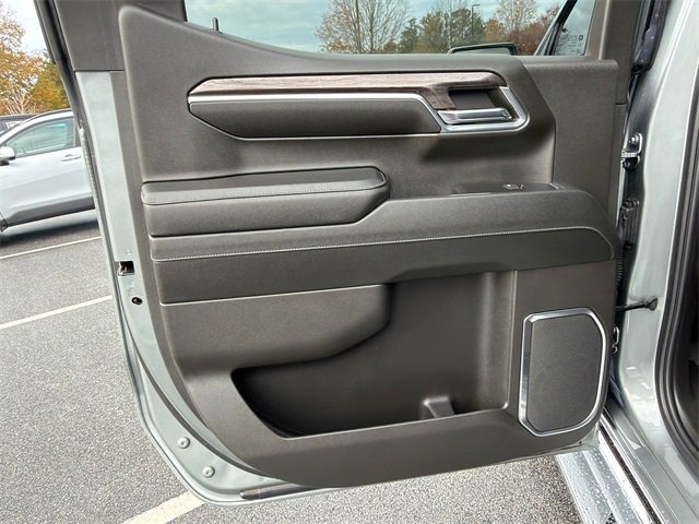 Used 2023 Chevrolet Silverado 1500 LTZ w/ LTZ Premium Package image 21