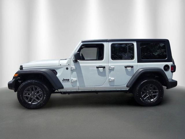 Used 2025 Jeep Wrangler Unlimited Sport AWD/4WD image 2