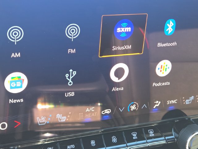 Certified 2025 Chevrolet Blazer EV RS AWD/4WD image 30