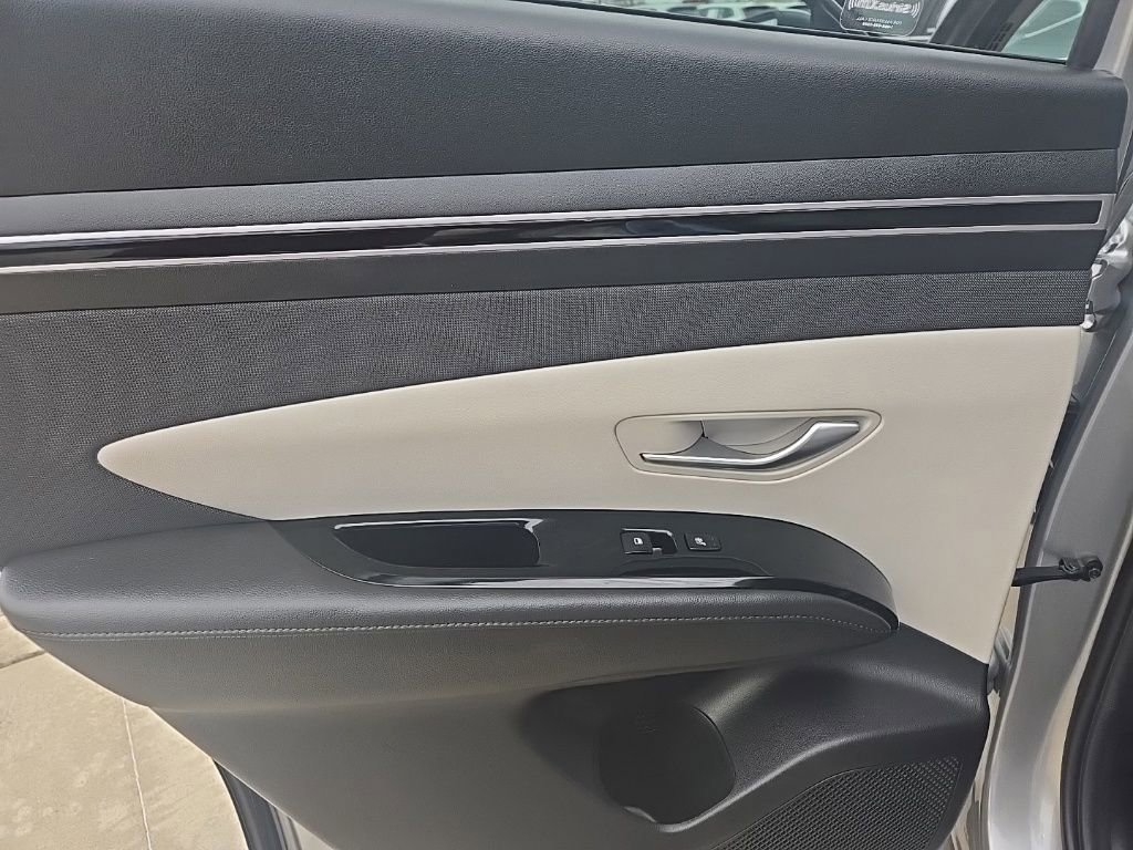 Used 2024 Hyundai Tucson Limited image 27