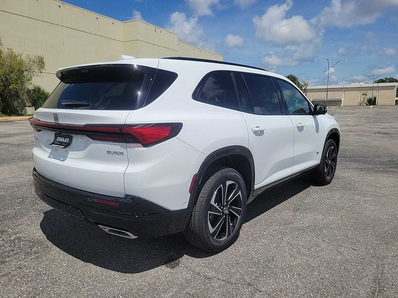 New 2026 Buick Enclave Sport Touring w/ Super Cruise Package FWD image 5