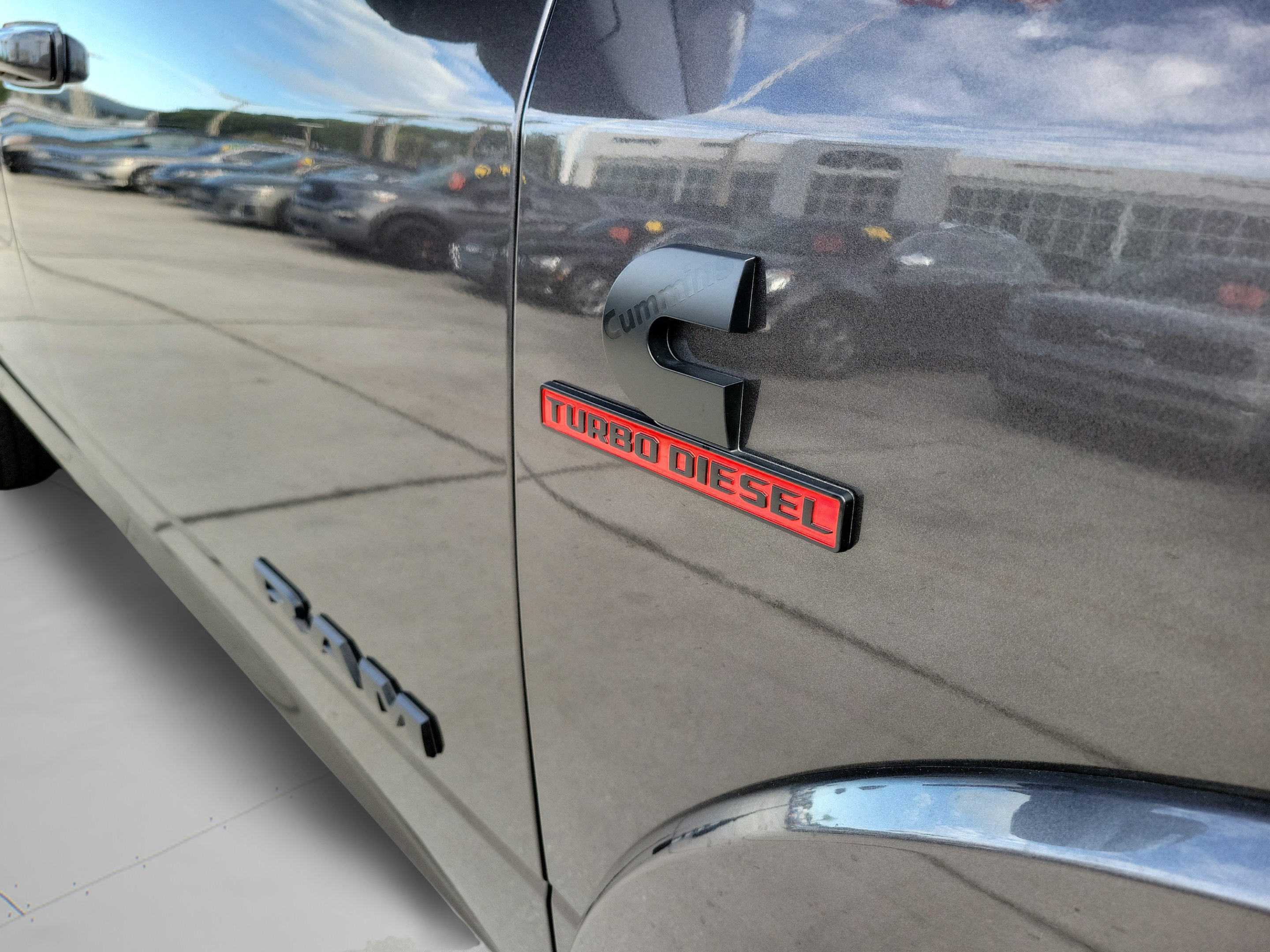 Certified 2025 RAM 2500 Limited AWD/4WD image 30