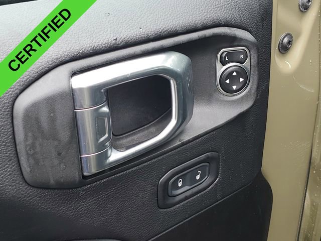 Used 2025 Jeep Gladiator Sport w/ Premium Package image 23